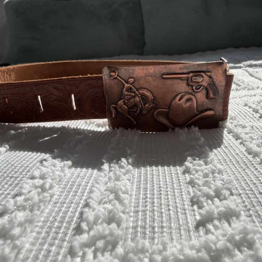 Cowboy Western Belt Boys 26 Brown Leather Excellent Copper Floral Buckle